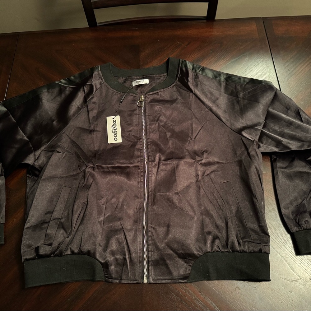zeagoo Black Bomber Jacket with Ribbed Trim 2X but runs small
